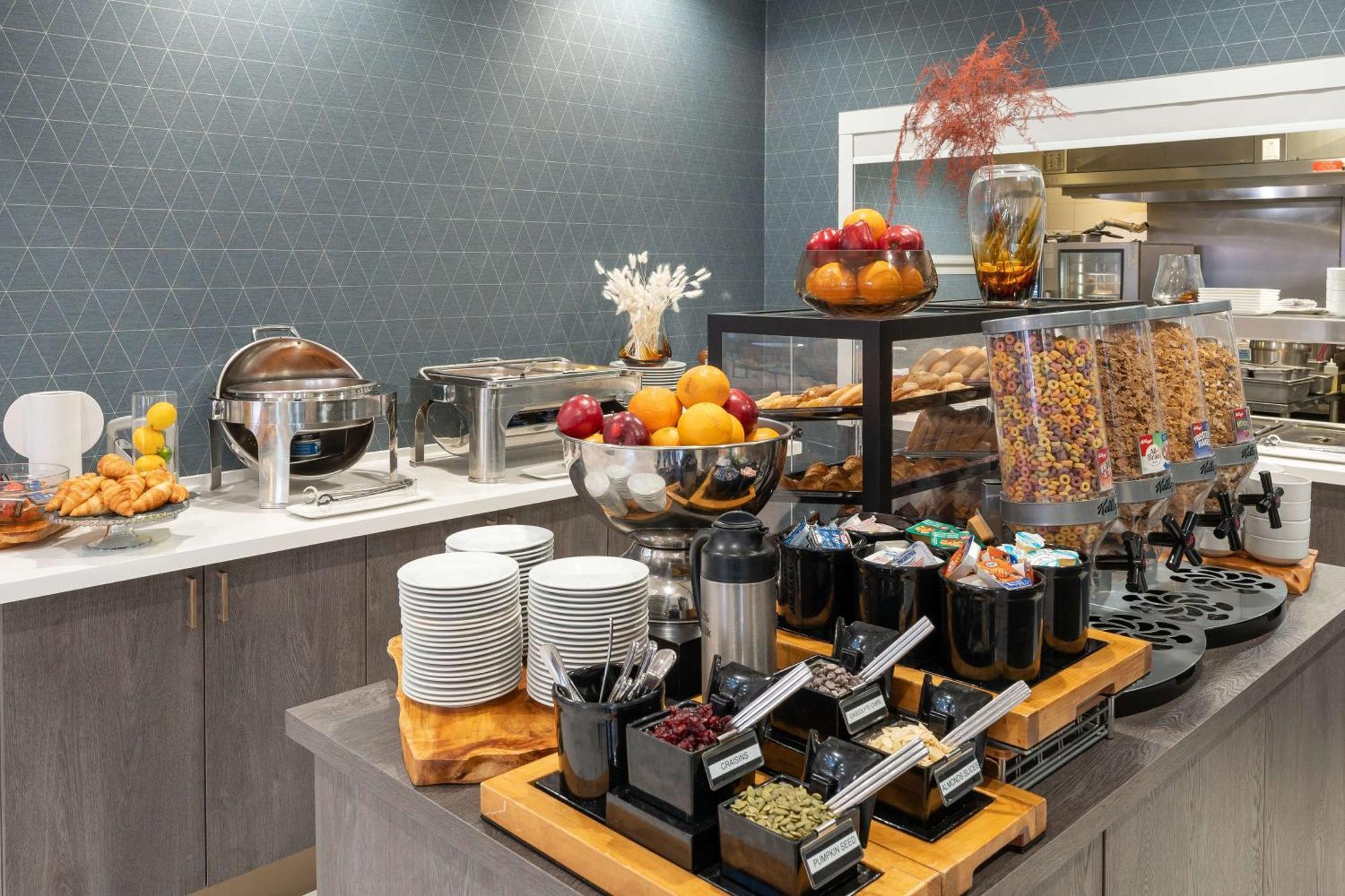 Hilton Garden Inn Toronto/Brampton Dış mekan fotoğraf